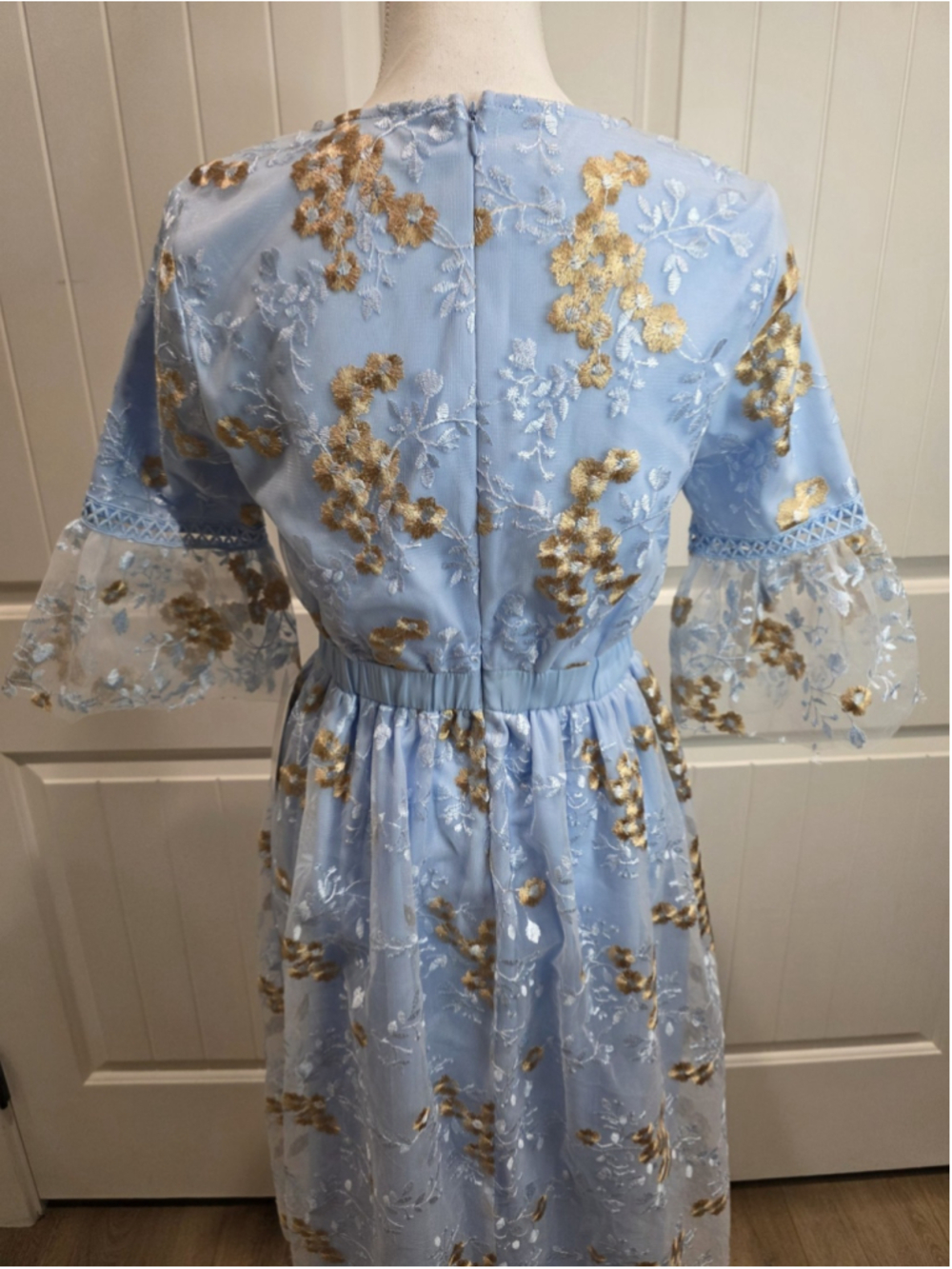 Polagram Blue Floral Embroidered Mesh Tulle Midi Dress NWT Sz S Short Bell Sleev - Picture 8 of 12